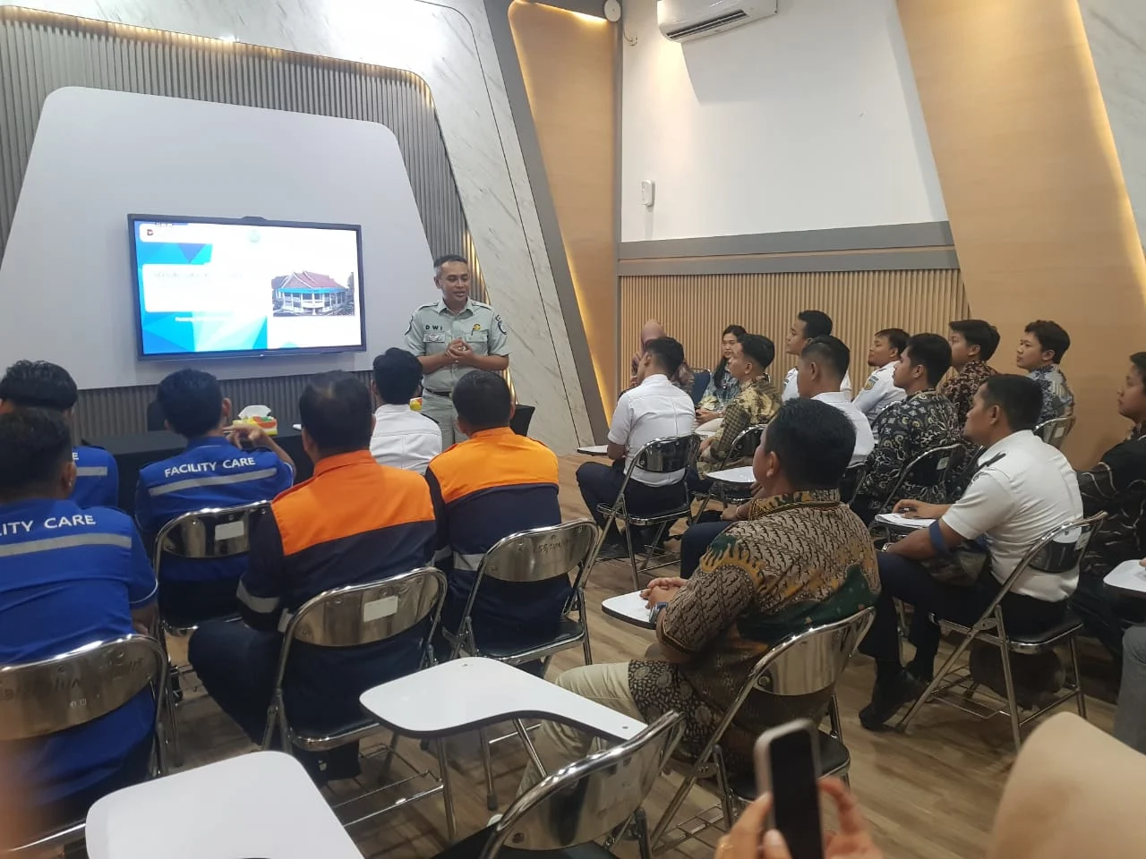 Jasa Raharja dan KAI Sumbar Sinergi Tingkatkan Keselamatan Penumpang Kereta Api