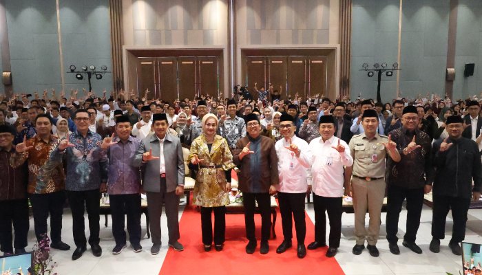 OJK Dukung Ekonomi Syariah Pesantren untuk Inklusi Keuangan