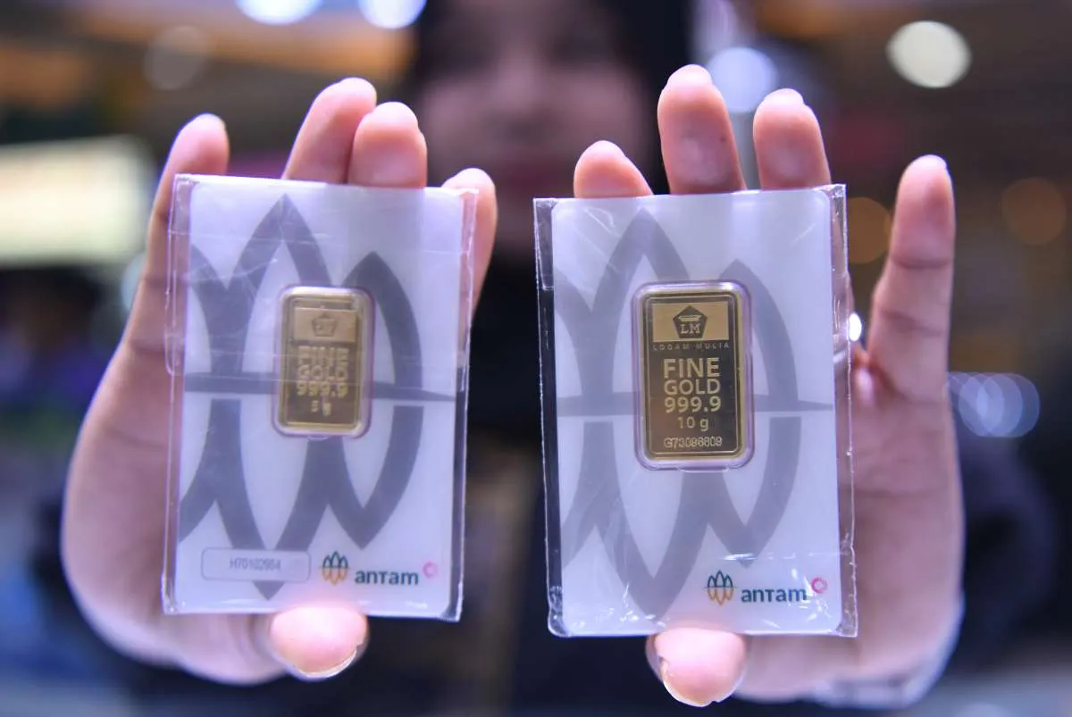 Harga Emas Antam Naik Sabtu Ini, Simak Perkembangannya