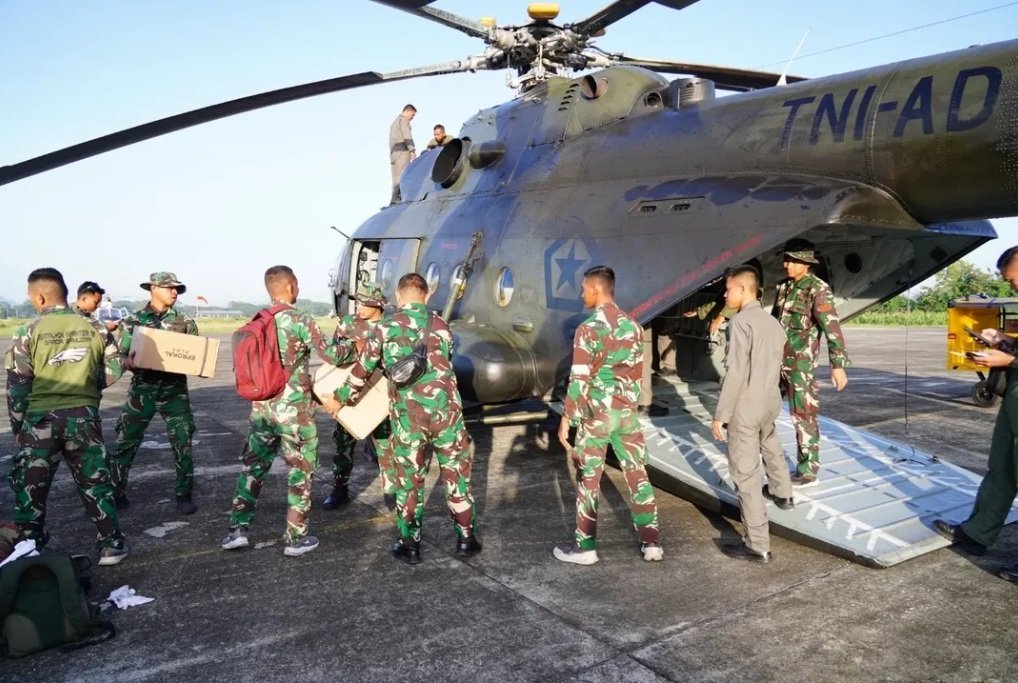 TNI AL Siapkan Helikopter untuk Antar Tenaga Medis ke Lokasi Bencana Sumut