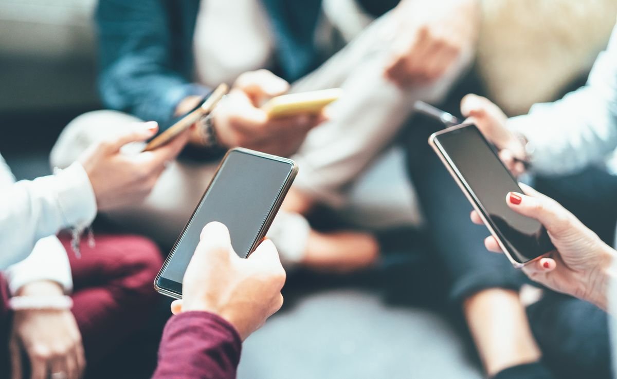 Bupati Natuna Tegaskna ASN Dilarang Gunakan Media Sosial Selama Jam Operasional Kantor