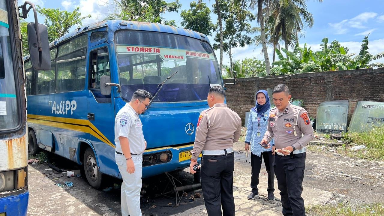 Jasa Raharja dan Samsat Purwokerto Sambangi PO Asli, Dorong Kepatuhan Pajak dan Ketertiban Administrasi