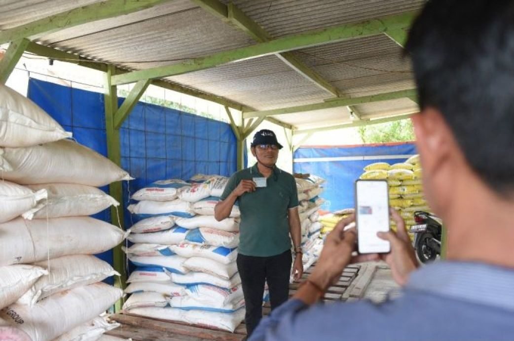 Awal Tahun 2026: Ratusan Petani Langsung Tebus Pupuk Subsidi pada 1 Januari Dini Hari