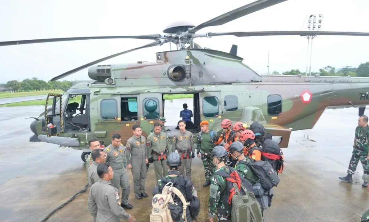 Evakuasi ATR 42-500, TNI AU Kirim Heli Caracal dan Boeing