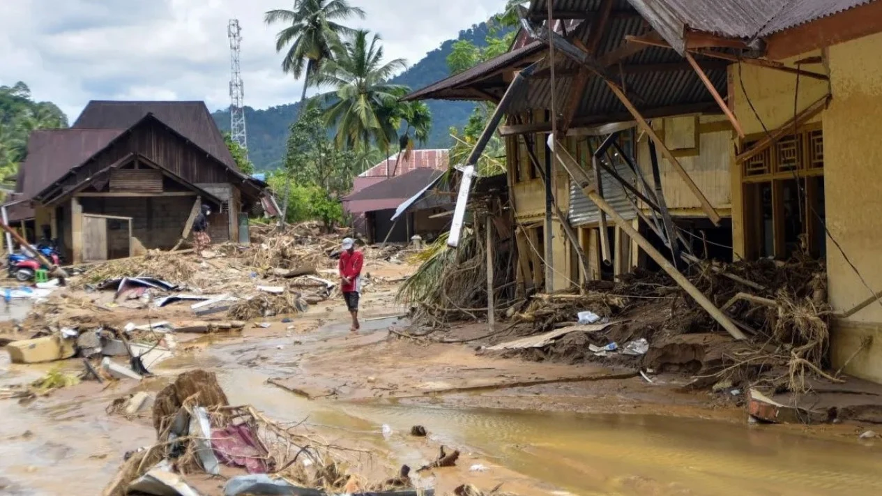 Mendagri Ungkap Dampak Bencana Sumatra, 213 Ribu Rumah Warga Rusak