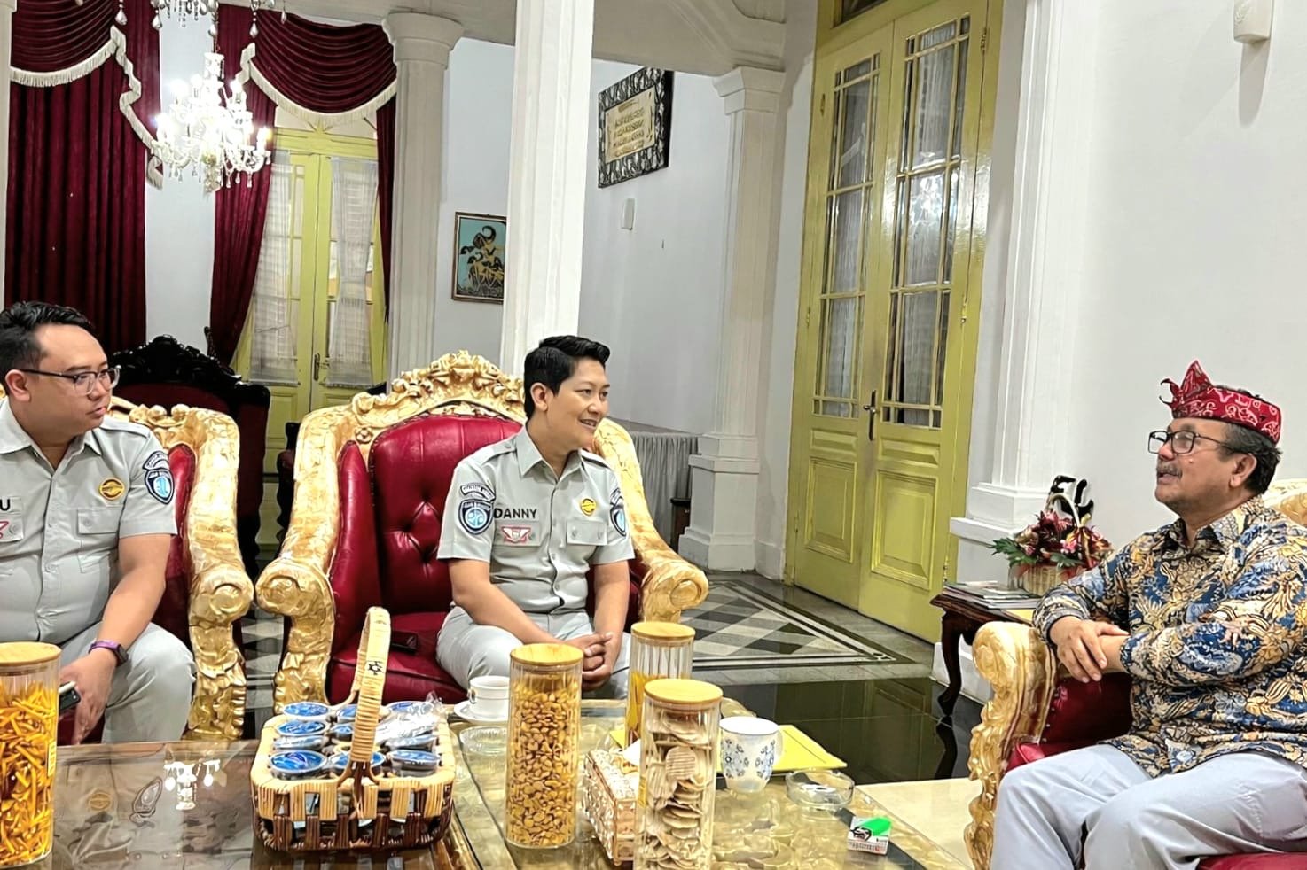 Perkuat Sinergi dan Kolaborasi, Jasa Raharja Cabang Cirebon Audiensi dengan Bupati Kabupaten Cirebon