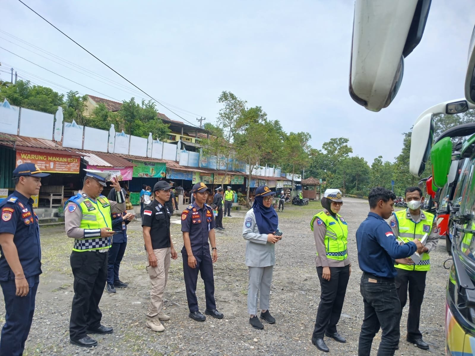 Perkuat Keselamatan Transportasi Wisata, Ramp Check Digelar di Tebing Breksi Sleman