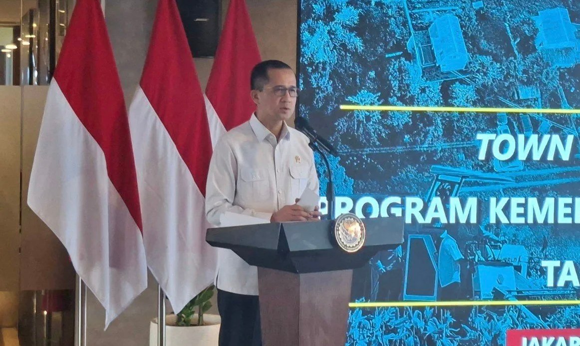 Mentrans Serahkan 13 Ribu SHM, Jaminan Hak Milik Tanah bagi Transmigran