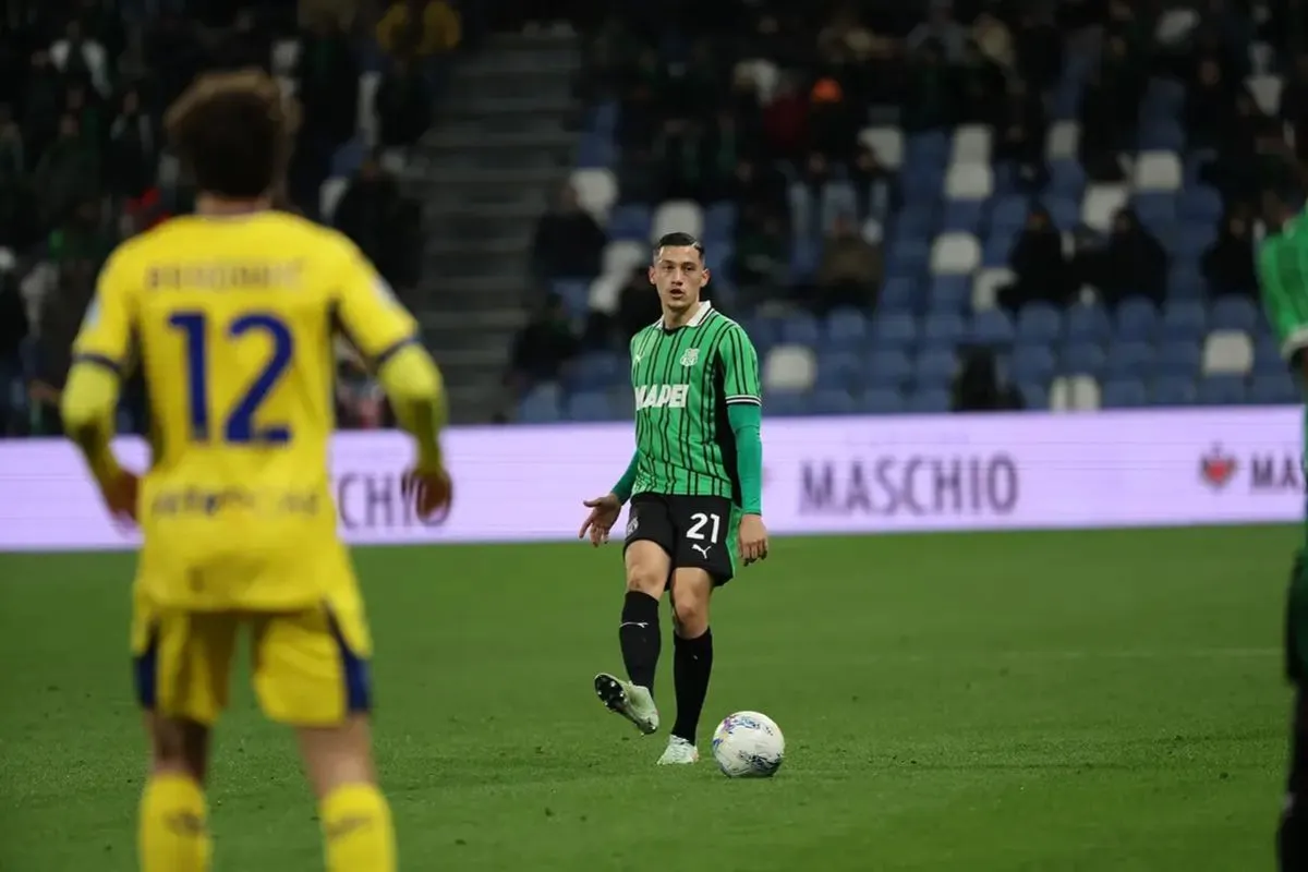 Hasil Serie A: Sassuolo vs Hellas Verona 3-0, Jay Idzes Tampil Solid