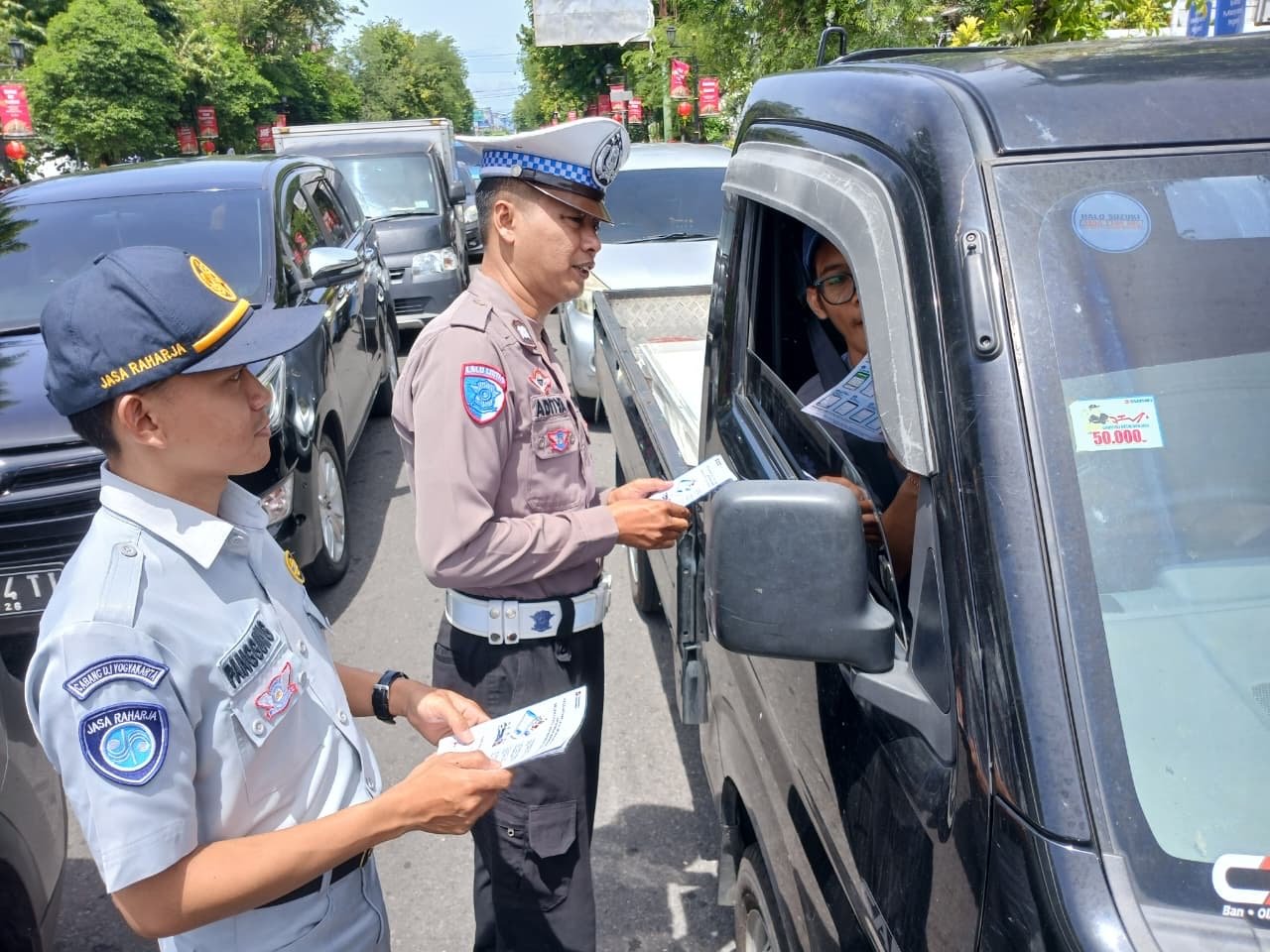 Transformasi Digital Pajak Kendaraan, Jasa Raharja DIY Ajak Masyarakat Bayar PKB & SWDKLLJ Secara Online dan Tepat Waktu