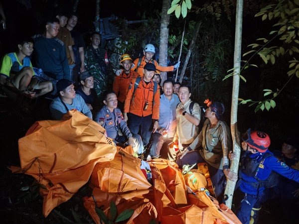 Penjelasan Kemenhub Soal Insiden Heli Jatuh di Sekadau yang Menewaskan 8 Orang
