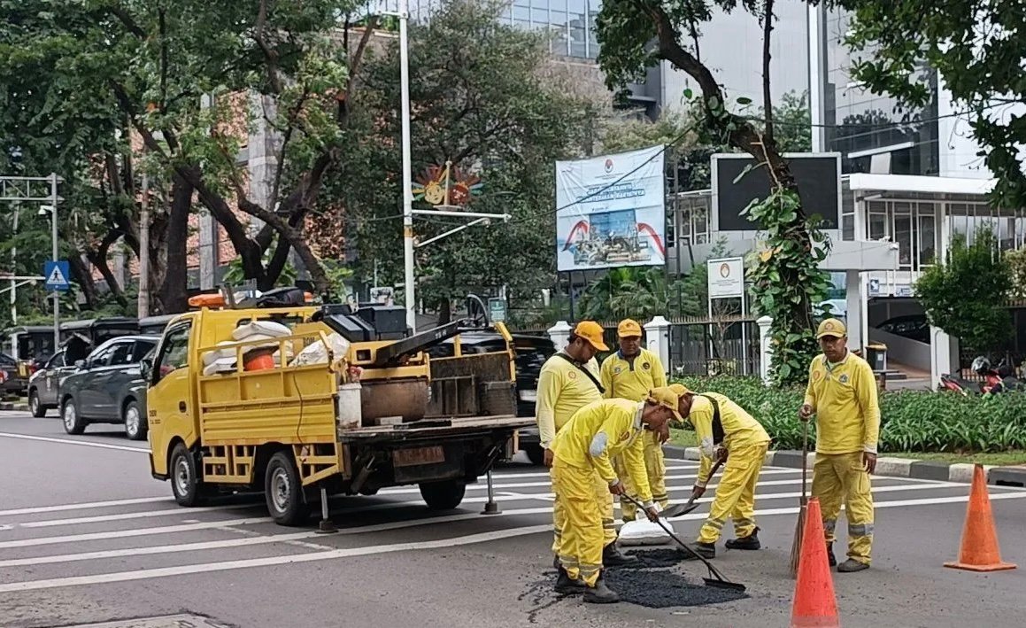 Dinas Bina Marga Jakarta Bakal Perbaiki Jalan Kebon Sirih yang Sering Rusak