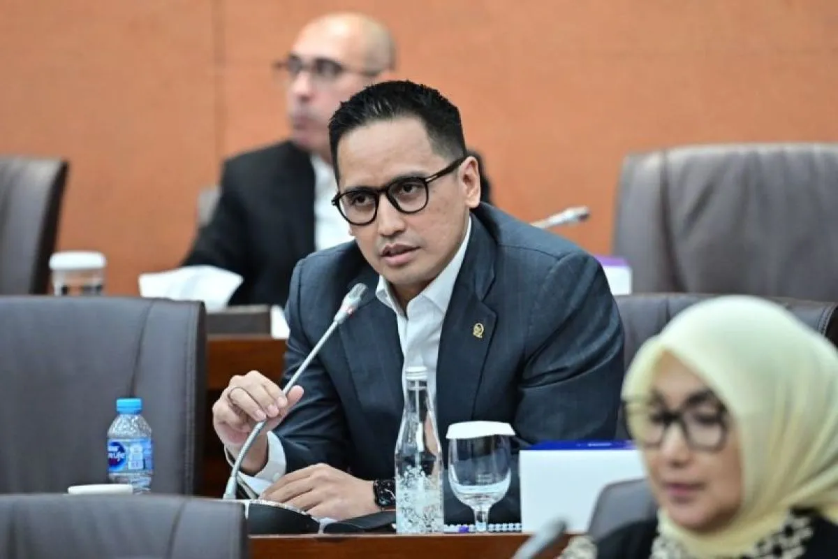 Harga Plastik Naik 2 Kali Lipat, Komisi VI DPR Desak Pemerintah Lindungi UMKM