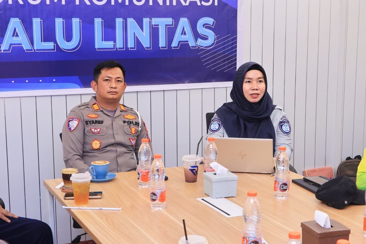 Perkuat Kolaborasi Lintas Sektoral dalam Menekan Fatalitas Kecelakaan, Kepala Cabang Jasa Raharja Parepare Inisiasi Rapat Forum LLAJ Provinsi Sulsel di Kabupaten Barru