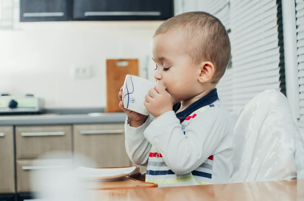 Viral! Balita Diberi Kopi dan Susu Kental Manis Setiap Hari, Netizen: Kasihan Anaknya!