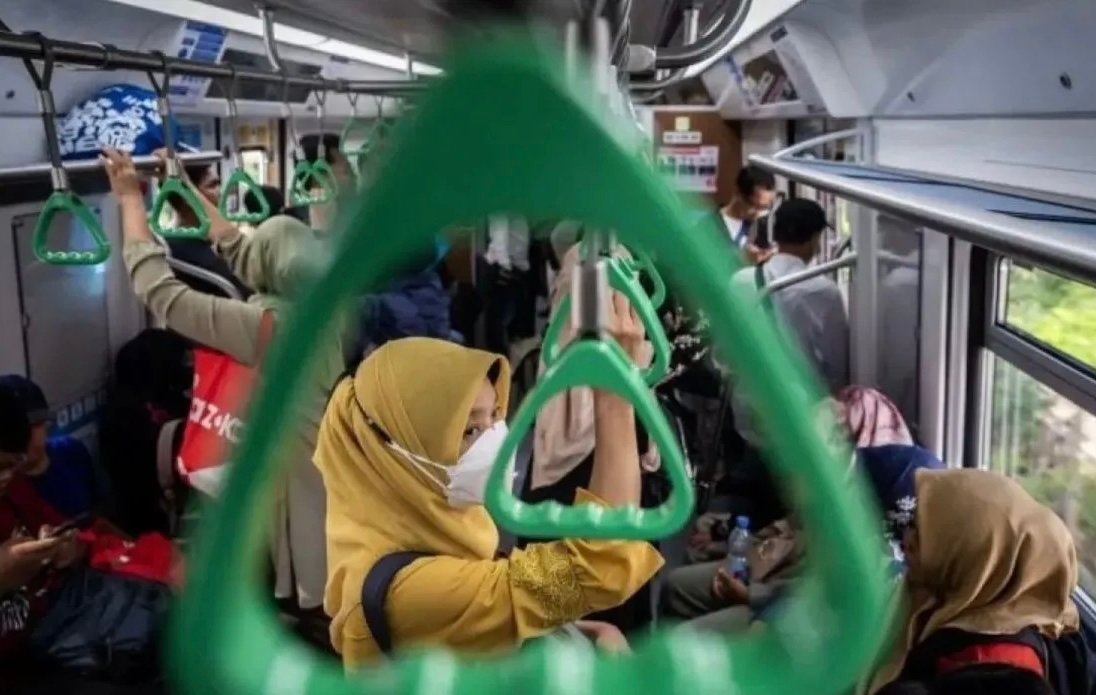 KAI Commuter Pastikan Keselamatan Penumpang yang Terjatuh di Jalur Rel Stasiun Manggarai