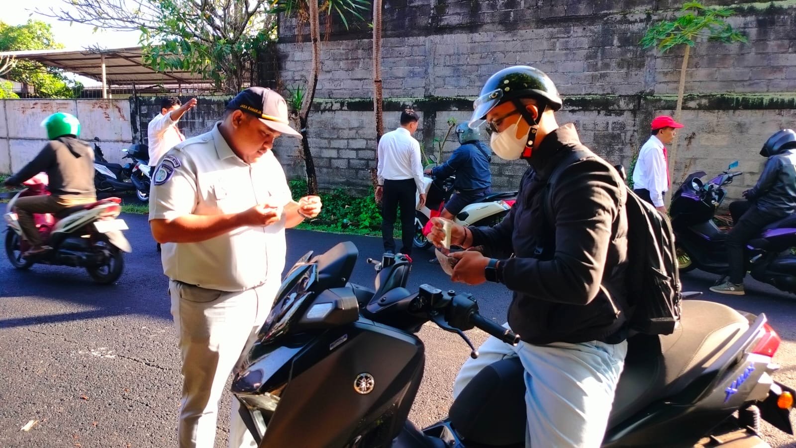 Mengingatkan, Mengedukasi, Menertibkan: Operasi Gabungan Samsat Kembali Digelar di Badung