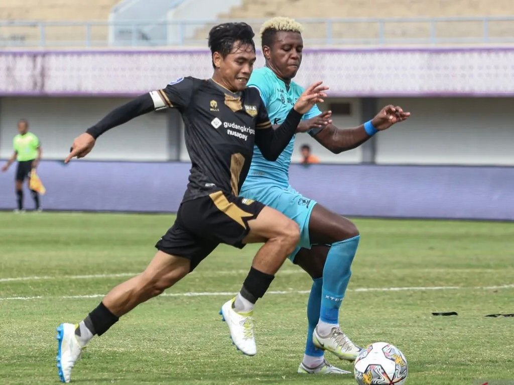 Geliat Transfer Dewa United: Lepas Rangga Muslim dan Deden Natshir dengan Status Pinjaman
