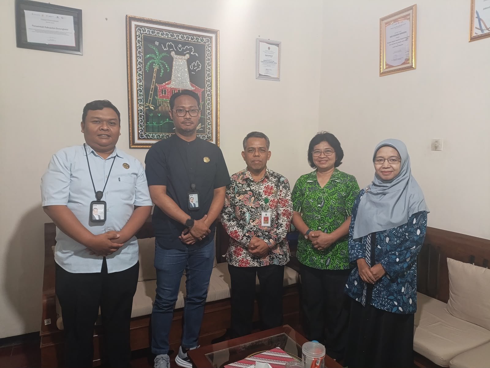 Jasa Raharja Perkuat Sinergi dengan Dinas Kesehatan untuk Mendukung Keselamatan Lalu Lintas di Gunungkidul Jasa Raharja Perkuat Sinergi dengan Dinas Kesehatan untuk Mendukung Keselamatan Lalu Lintas di Gunungkidul