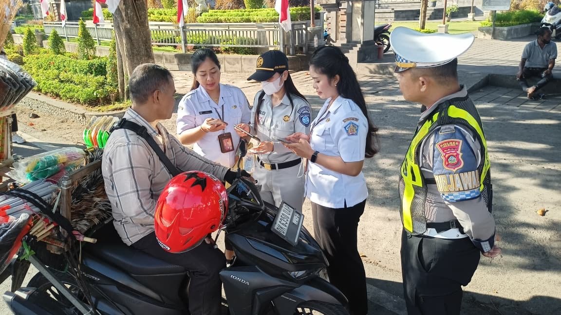 Ketika Tertib Kendaraan Jadi Langkah Awal Keselamatan, Jasa Raharja Turun Bersama Tim Pembina Samsat Buleleng