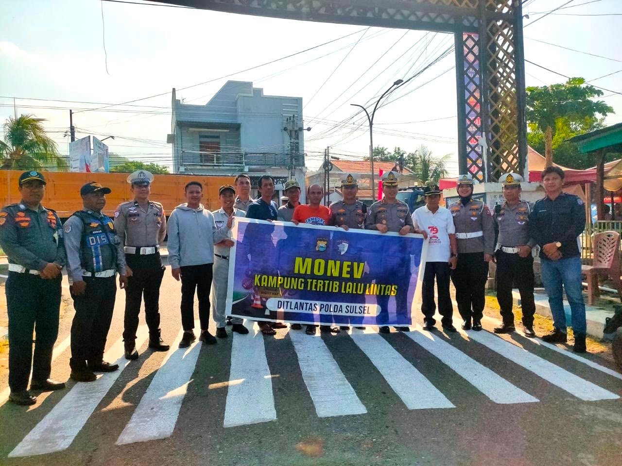 Jasa Raharja Palopo Dorong Terwujudnya Kampung Tertib Berlalu Lintas sebagai Upaya Meningkatkan Keselamatan Masyarakat Jasa Raharja Palopo Dorong Terwujudnya Kampung Tertib Berlalu Lintas sebagai Upaya Meningkatkan Keselamatan Masyarakat