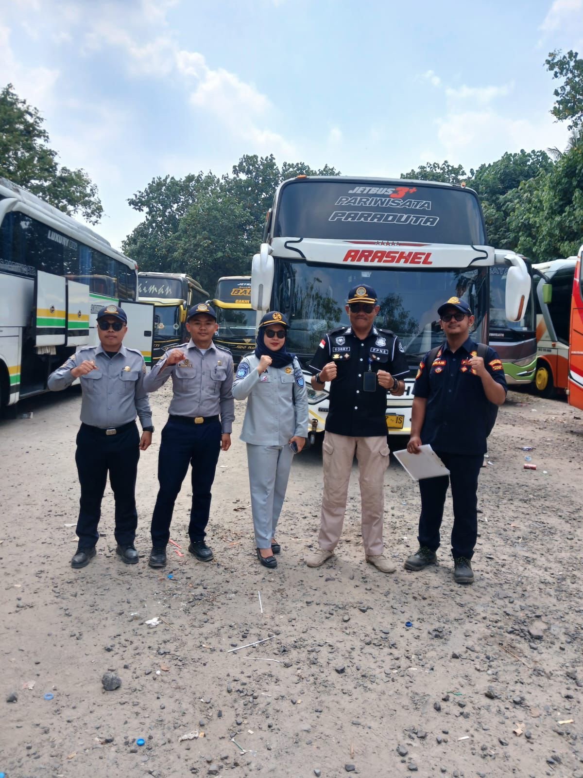 Jasa Raharja Kolaborasi dengan Ditjen Hubdat dan BPTD Kelas II Banten Gelar Rampcheck Angkutan Pariwisata di Pantai Pasir Putih Anyer Jasa Raharja Kolaborasi dengan Ditjen Hubdat dan BPTD Kelas II Banten Gelar Rampcheck Angkutan Pariwisata di Pantai Pasir Putih Anyer