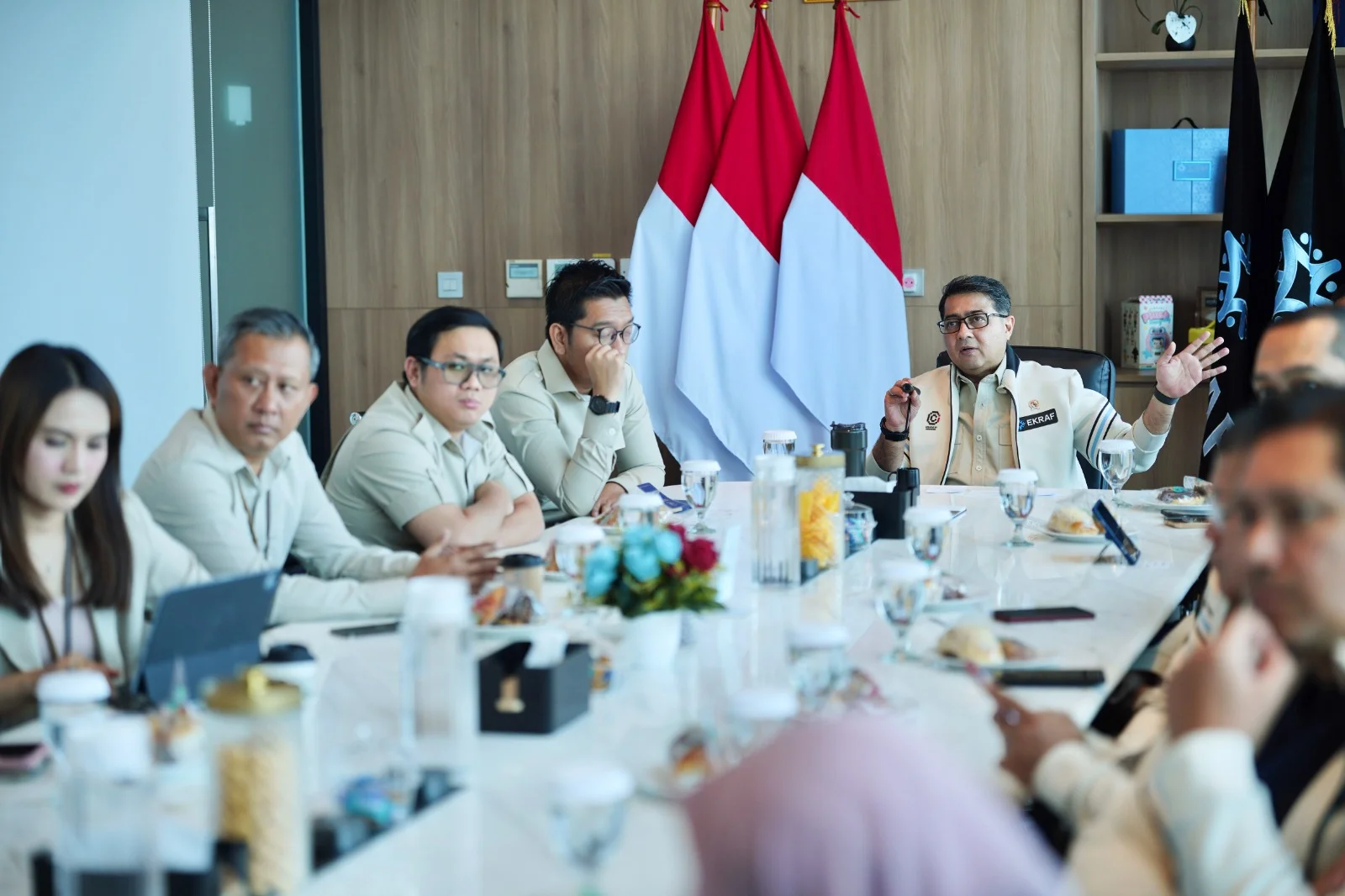 Jelang HUT ke-81 RI, Kementerian Ekraf dan Bakom Matangkan Komunikasi Pesta Rakyat