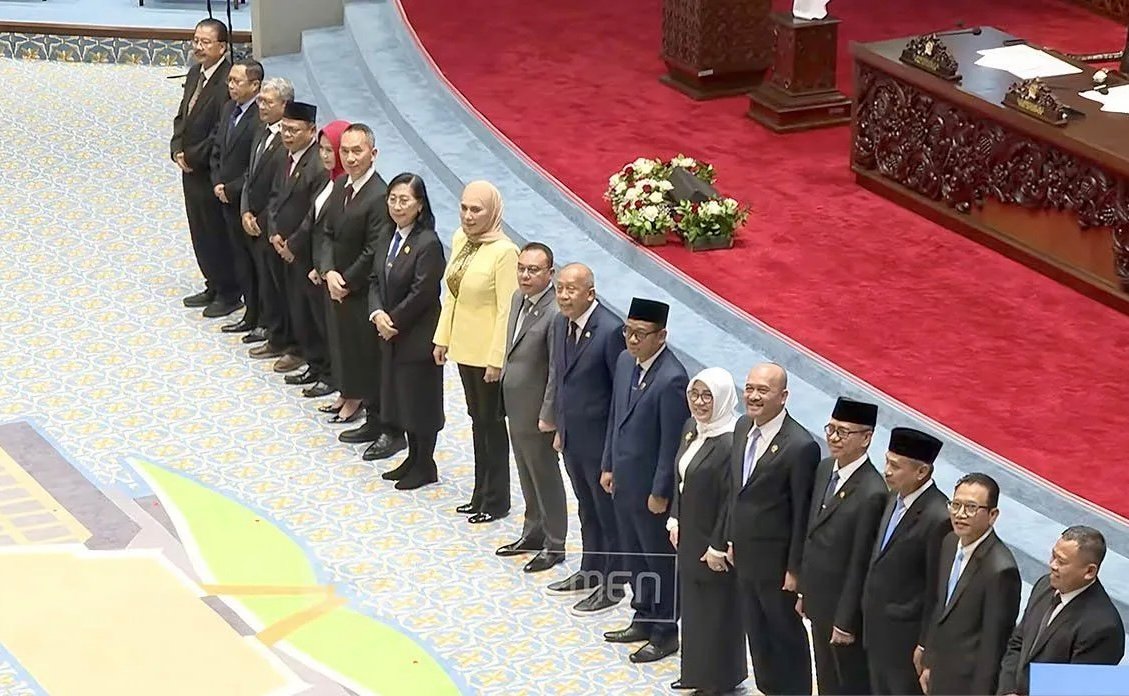 Sah! 14 Calon Hakim Agung dan Ad Hoc MA Disetujui DPR RI Sah! 14 Calon Hakim Agung dan Ad Hoc MA Disetujui DPR RI