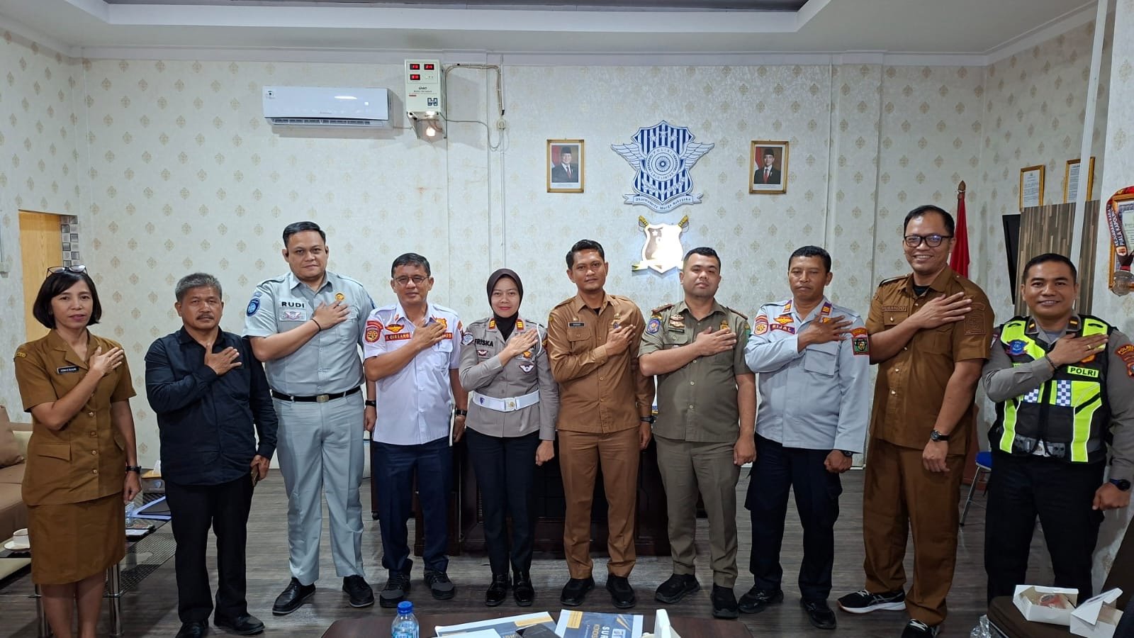FKLL Simalungun Perkuat Sinergi Lintas Sektor untuk Meningkatkan Keselamatan Lalu Lintas FKLL Simalungun Perkuat Sinergi Lintas Sektor untuk Meningkatkan Keselamatan Lalu Lintas