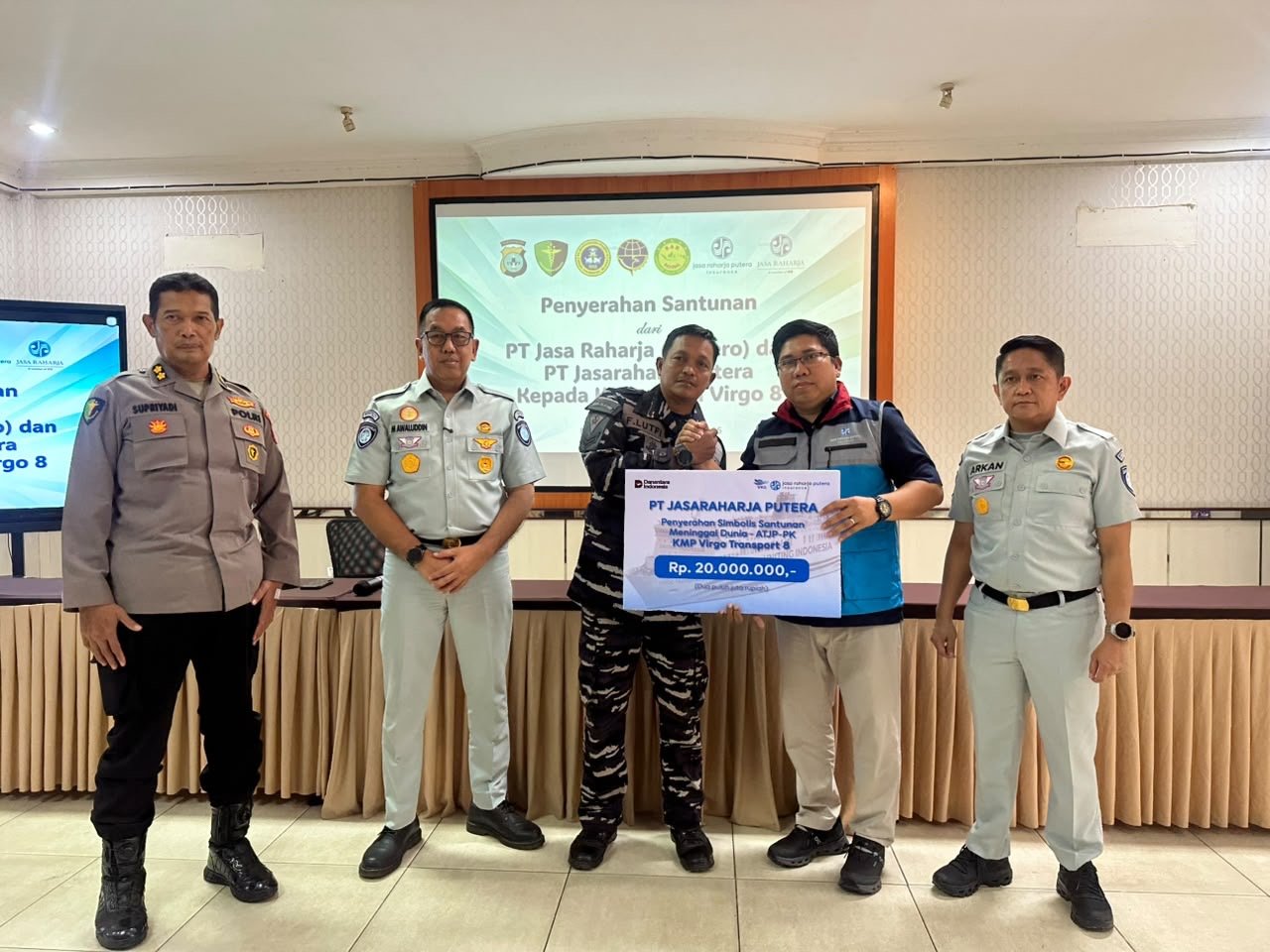 Jasaraharja Putera Serahkan Santunan bagi Keluarga ABK Korban KM Virgo Transport 8 Jasaraharja Putera Serahkan Santunan bagi Keluarga ABK Korban KM Virgo Transport 8