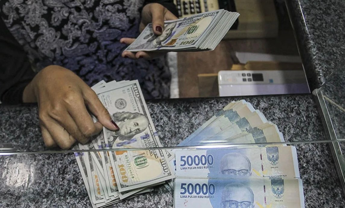 Rupiah Berpotensi Terus Tertekan Efek Lonjakan Data PMI AS Rupiah Berpotensi Terus Tertekan Efek Lonjakan Data PMI AS