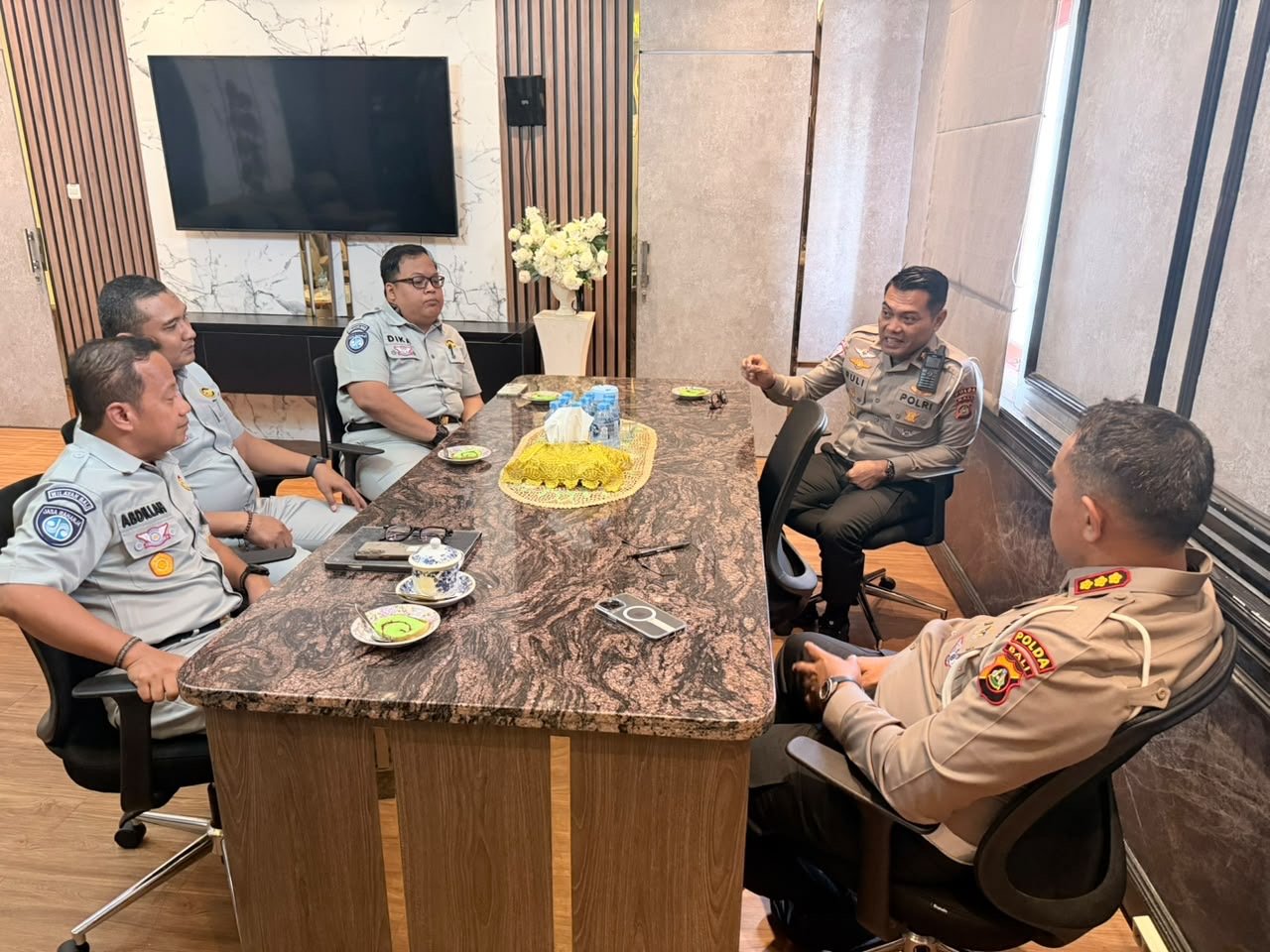 Bukan Sekadar Bicara Kecelakaan,Jasa Raharja dan Ditlantas Polda Bali Bahas Strategi Keselamatan Bukan Sekadar Bicara Kecelakaan,Jasa Raharja dan Ditlantas Polda Bali Bahas Strategi Keselamatan