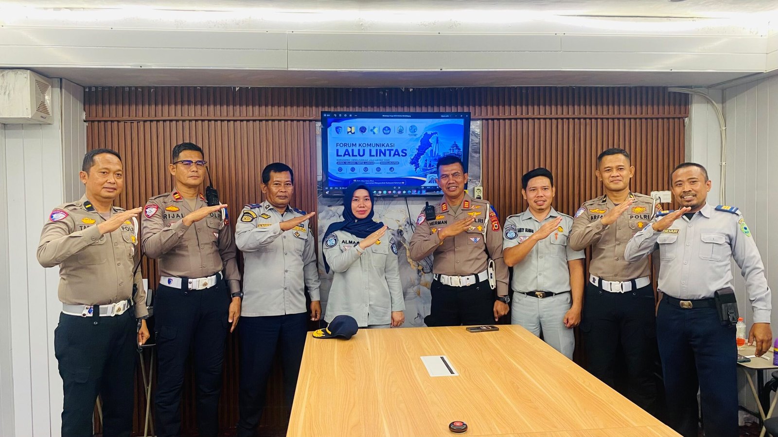 PT Jasa Raharja (Persero) Cabang Parepare Bersama Satlantas dan Dinas Perhubungan Perkuat Sinergi Melalui Forum Komunikasi Lalu Lintas (FKLL) di Kabupaten Barru