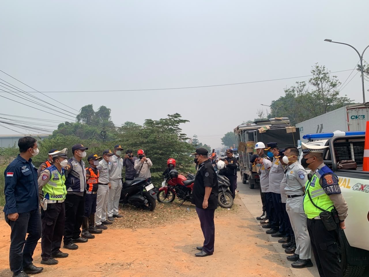 Sasar Titik Rawan Kecelakaan, Jasa Raharja Sumsel Ikuti Operasi Gabungan Angkutan Barang di Jalan Soekarno Hatta Sasar Titik Rawan Kecelakaan, Jasa Raharja Sumsel Ikuti Operasi Gabungan Angkutan Barang di Jalan Soekarno Hatta