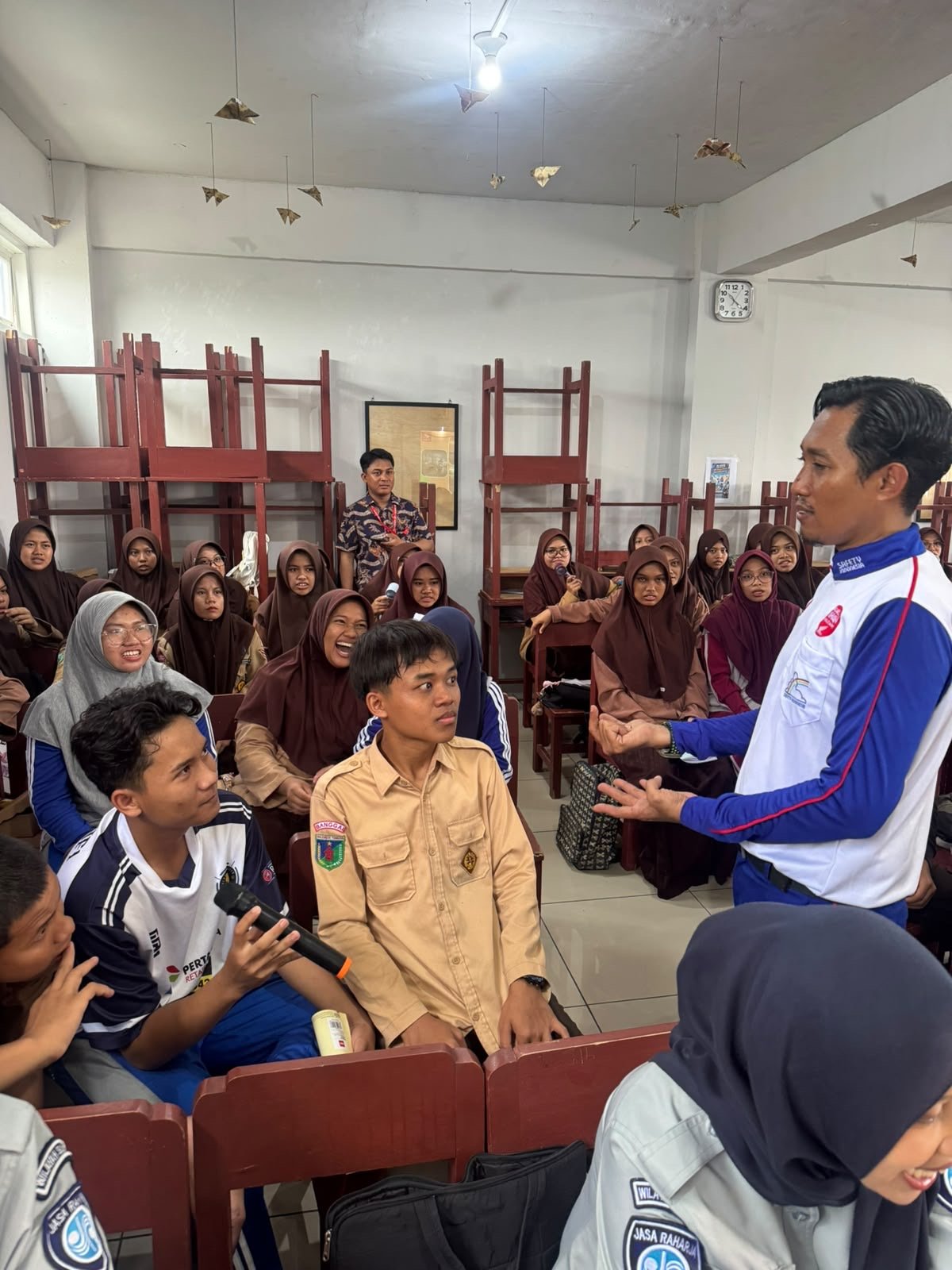 Jasa Raharja Sulawesi Tengah Bersama Honda Anugerah Perdana Gelar Sosialisasi Safety Riding di Kota Palu