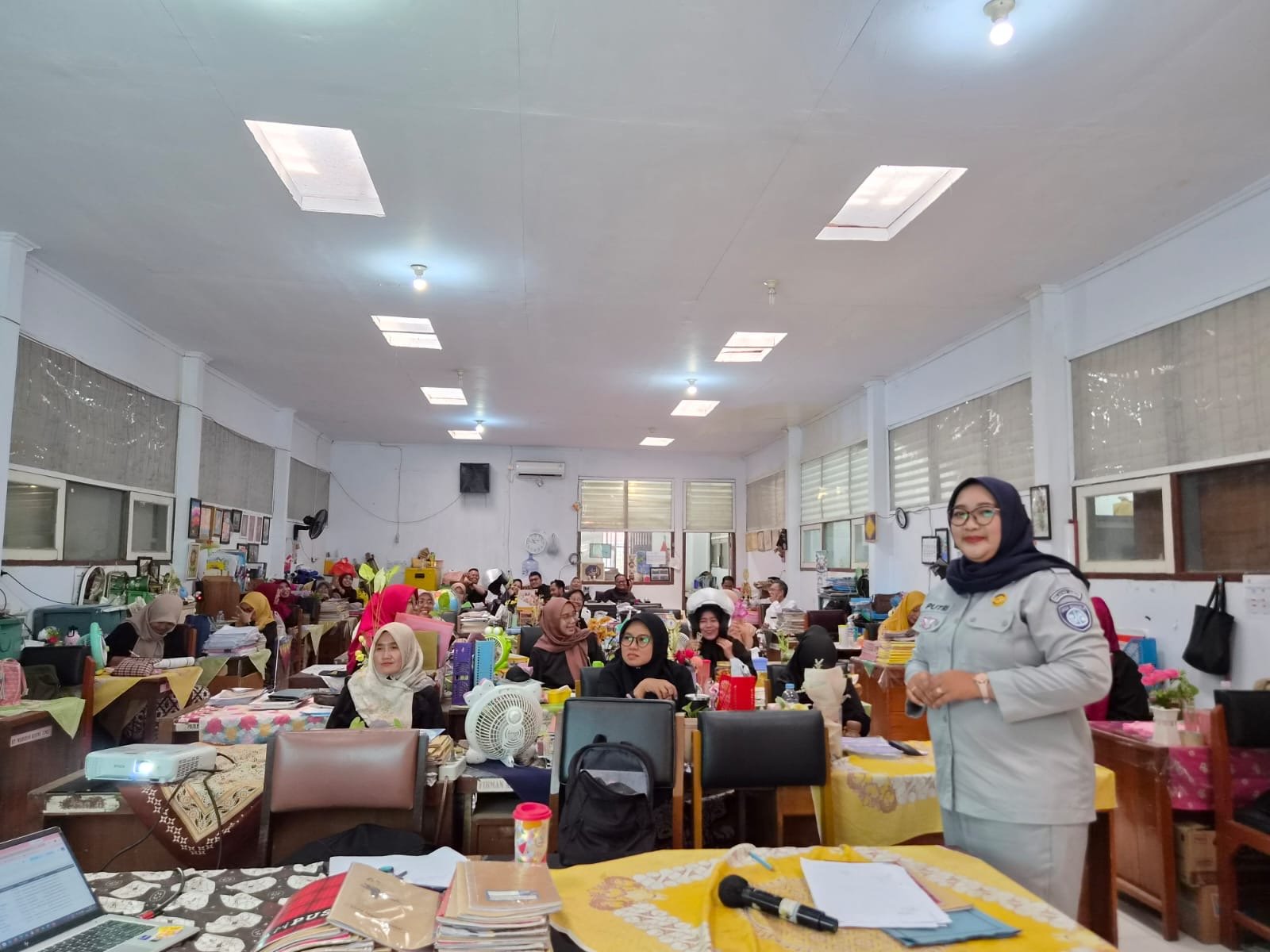 Upaya Keselamatan Lalu Lintas, PT Jasa Raharja (Persero) Cabang Cirebon Gelar Pengajar Peduli Keselamatan Lalu Lintas (PPKL) Di SMPN 1 Kedawung Kab Cirebon