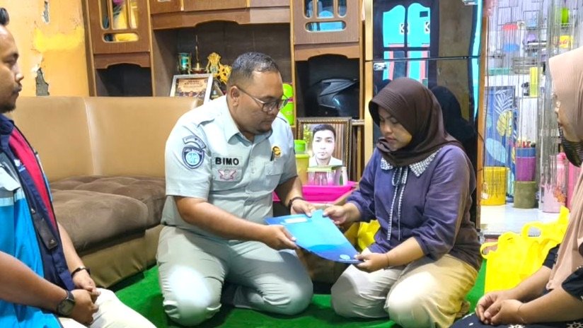 Jasa Raharja Kembali Serahkan Santunan Korban KM Virgo Transport 8 di Batang dan Brebes