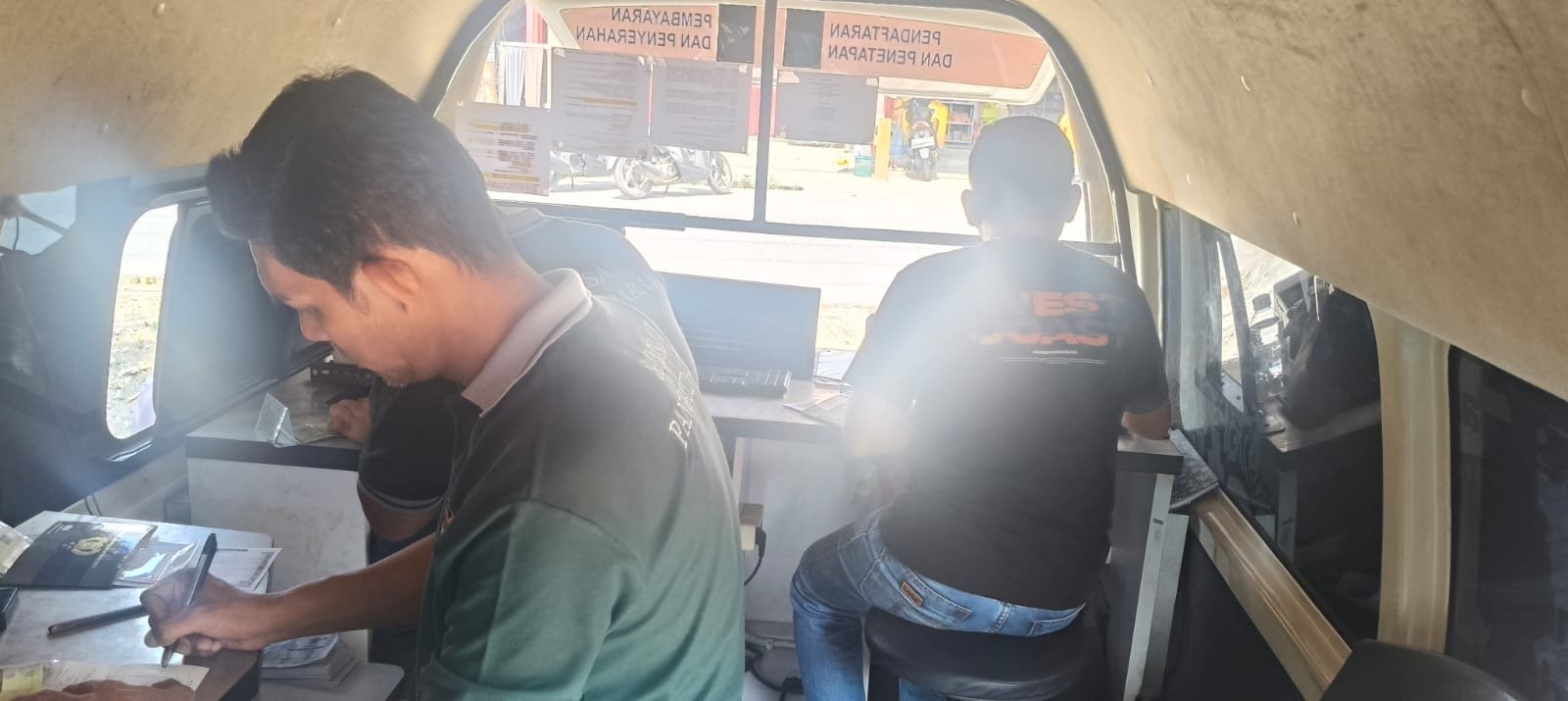 Jasa Raharja Tasikmalaya Bersama P3D Pangandaran Hadirkan Layanan Samsat Keliling di Kecamatan Mangunjaya Jasa Raharja Tasikmalaya Bersama P3D Pangandaran Hadirkan Layanan Samsat Keliling di Kecamatan Mangunjaya