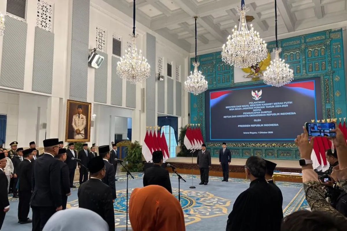 Presiden Lantik Sugiono sebagai Menko PMK Gantikan Pratikno