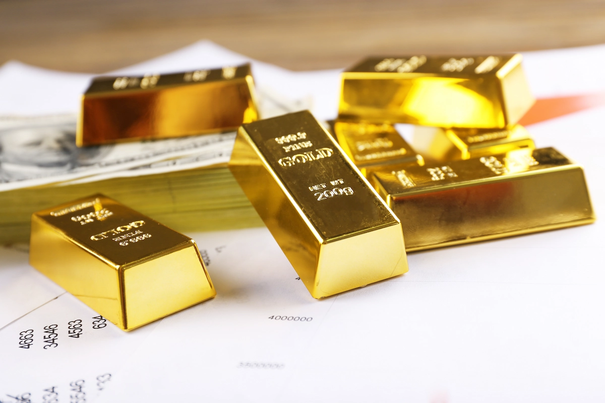 Harga Emas Pegadaian Hari Ini: Galeri24 dan UBS Kompak Turun