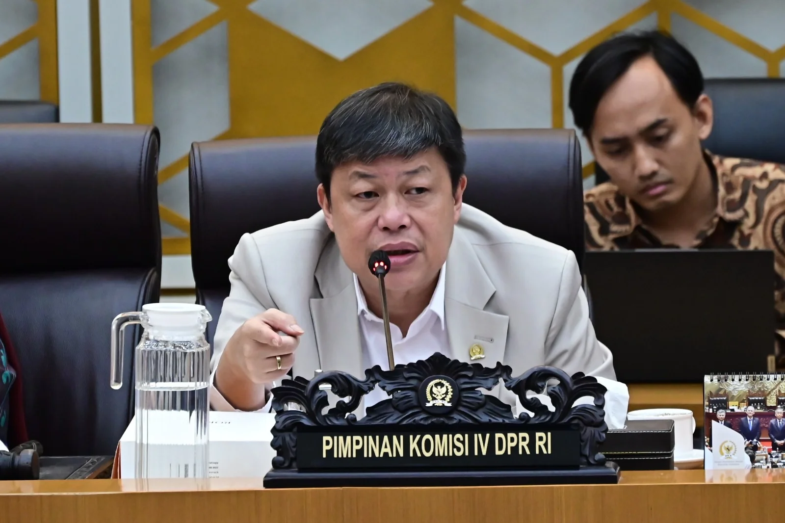 Komisi IV DPR RI Soroti Pentingnya Keselamatan Masyarakat dalam Penanganan Karhutla