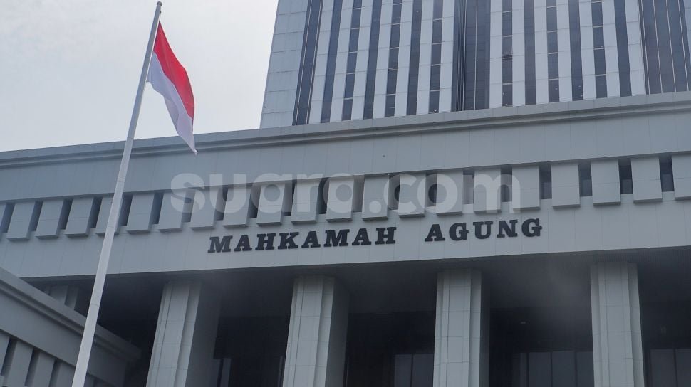 Putusan MA: Surat Keterangan Penyetaraan Ijazah Gibran Tidak Sah
