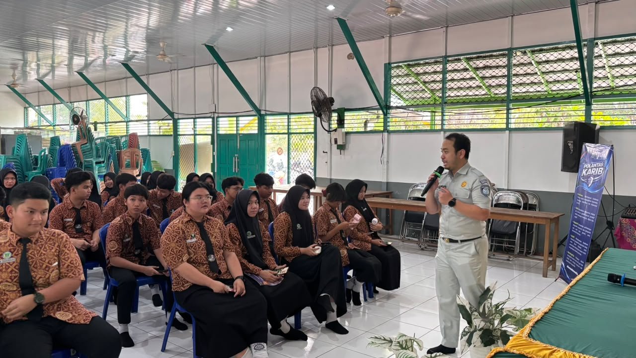 Jasa Raharja Kalsel Bekali Pelajar SMAN 7 Banjarmasin dengan Edukasi Keselamatan Berlalu Lintas