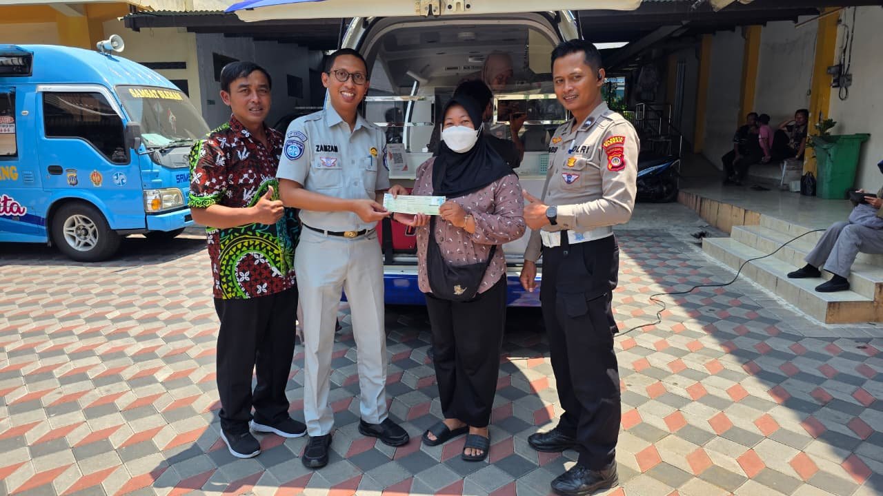 Hadir Lebih Dekat, SIJELITA Temani Masyarakat Memenuhi Kewajiban Pajak Kendaraan di Condongcatur   