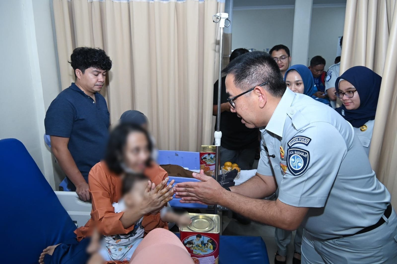 Gerak Cepat, Jasa Raharja Terbitkan Jaminan Biaya Perawatan bagi 11 Korban KMP Batumandi Gerak Cepat, Jasa Raharja Terbitkan Jaminan Biaya Perawatan bagi 11 Korban KMP Batumandi