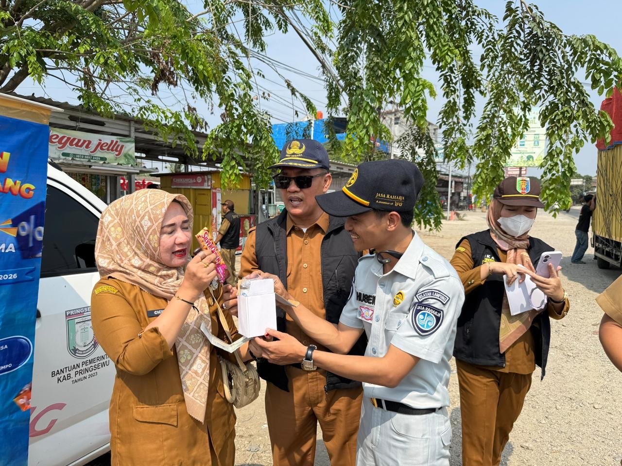 Samsat Menyapa, Jasa Raharja Dorong Masyarakat Taat Pajak dan Tertib Berlalu Lintas Samsat Menyapa, Jasa Raharja Dorong Masyarakat Taat Pajak dan Tertib Berlalu Lintas